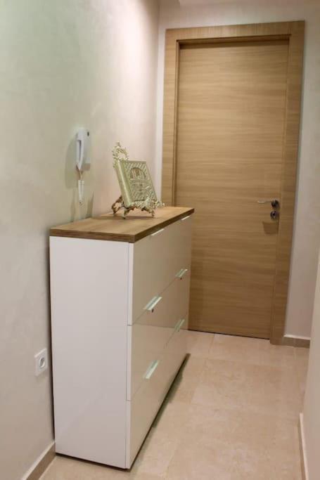 Spacieux Appart Tout Confort Avec Piscine Et Jardin Appartement *