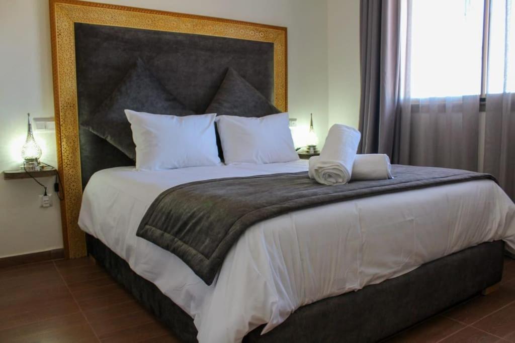 Spacieux Appart Tout Confort Avec Piscine Et Jardin Appartement Marrakesh